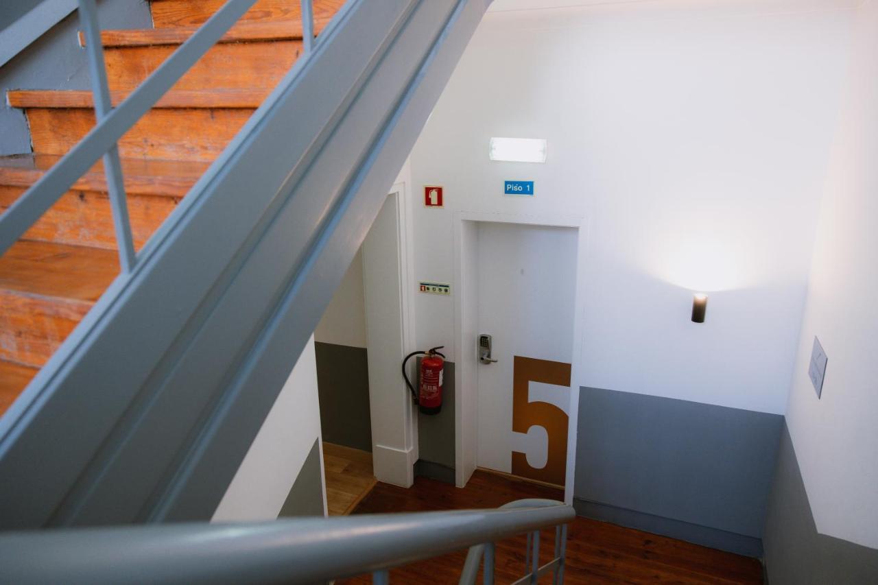 The Lx Hill Hostel Lisboa Екстериор снимка