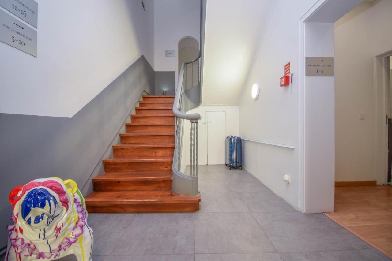 The Lx Hill Hostel Lisboa Екстериор снимка
